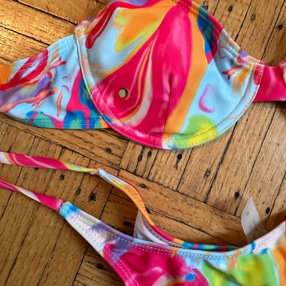 Multi colour bikini - Picture 2 of 3